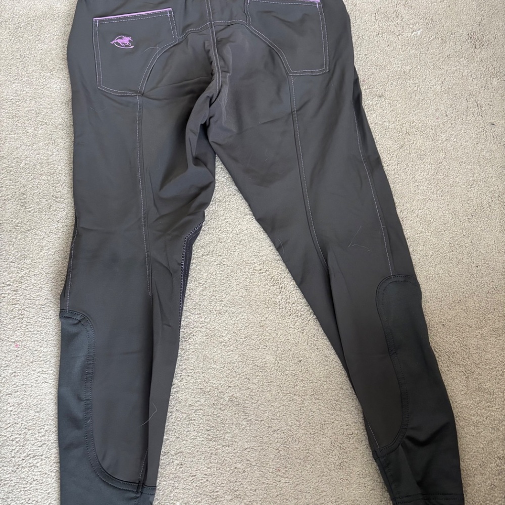 32R Piper evolution, charcoal with power purple, knee patch. Great Condition - Picture 3 of 4